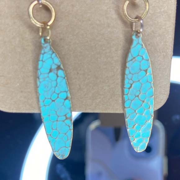 Made by Me 💛 Gold Tone Earrings with Turquoise Overlay - Picture 4 of 5